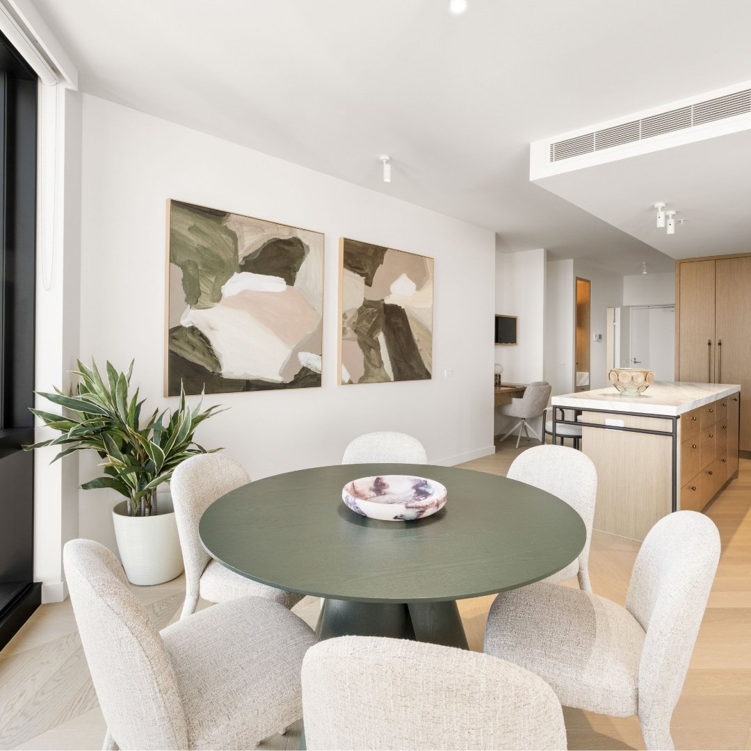 5604 Queensbridge Building Vic 2