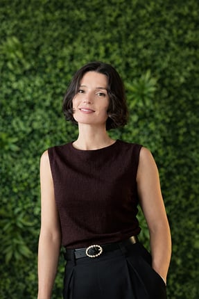 Website-Team-Headshots-400-x-600-(3)-Fran2