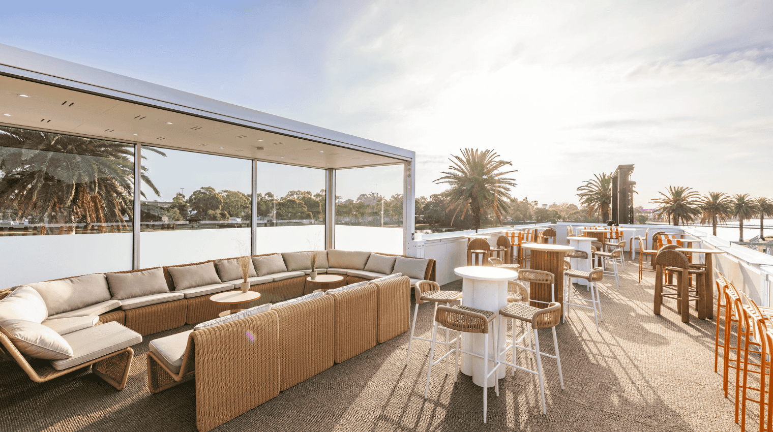 AUS GP F1 Slipstream Blog 2nd Image 1520 x 850 (1)-1